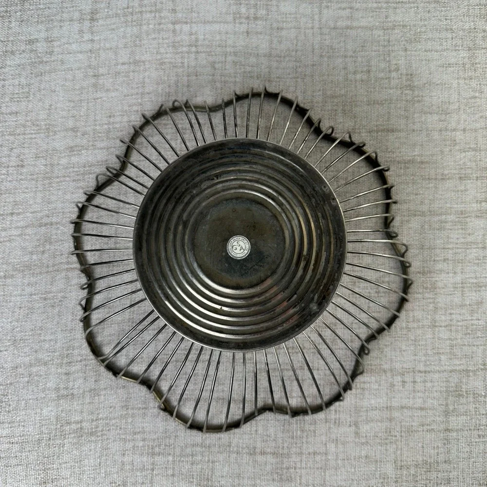 Vintage Godinger Silver Plate Wire Basket Scalloped Flower Bread Fruit Bowl